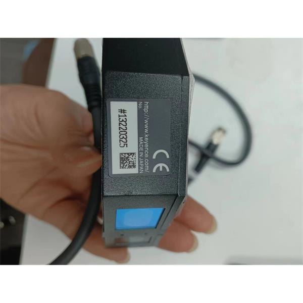 日本KEYENCE基恩士LK-G5000高精度CMOS激光位移傳感器感測頭LK-H008W