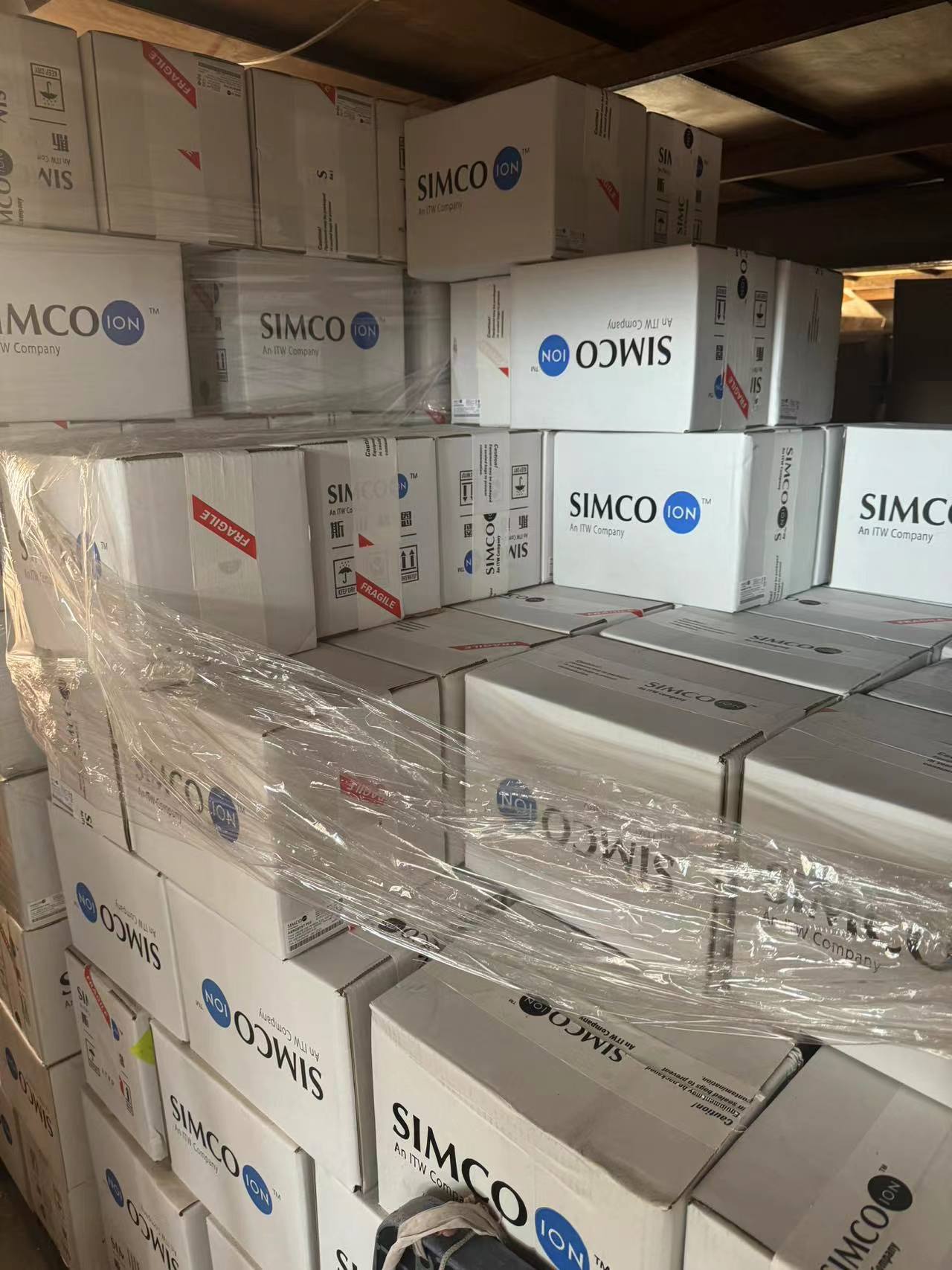 SIMCO防靜電離子風(fēng)機(jī)特點